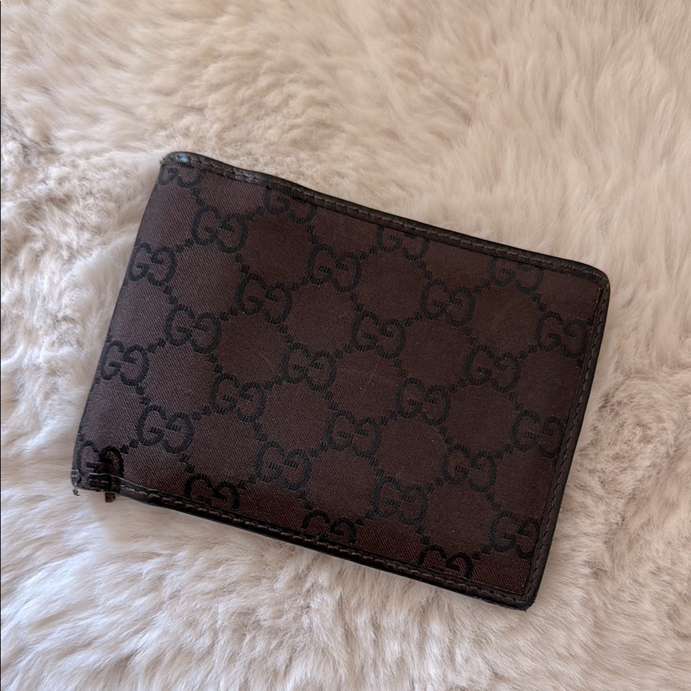 Gucci Brown Card Holder with Monogram Design